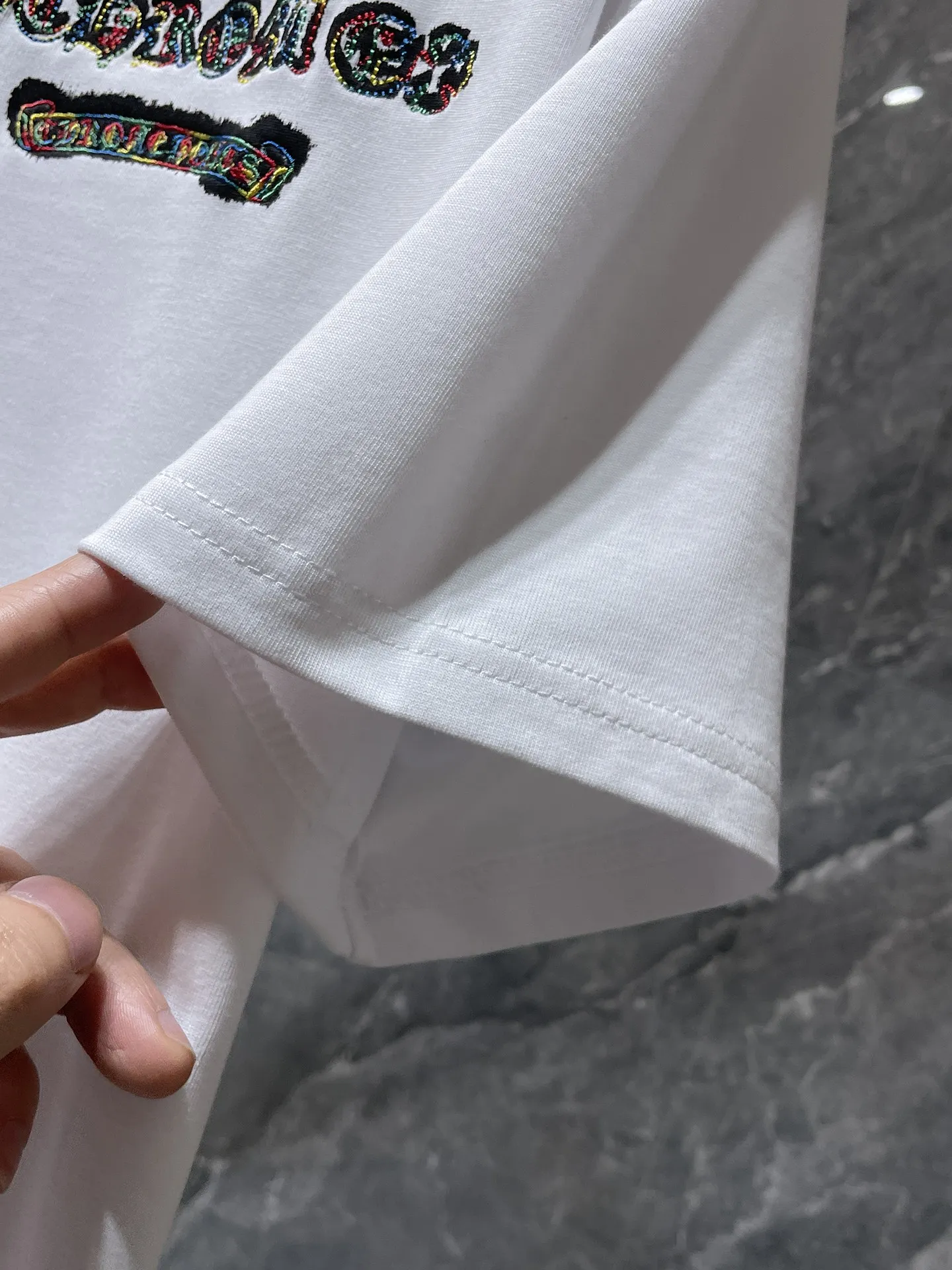 P150 new Chrome Hearts 25ss high version for summer! High-weight, environmentally friendly and high-quality top-quality fabric 275g~270g Crow overlapping color cross Sanskrit embroidered short sleeves. Counter synchronization. 1:1 replica version. Recommended colors: white, black